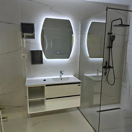 Apartment Dino Saraj